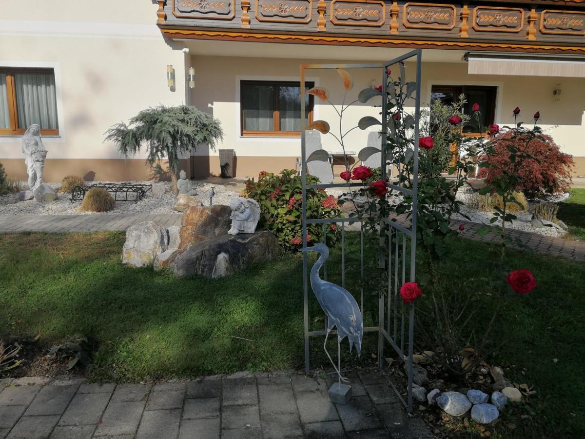 Ferienwohnungen Oranhof Velden am Wörther See Extérieur photo
